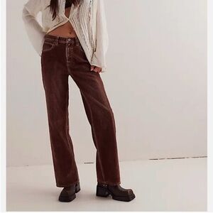 We The Free - Tinsley Baggy High-Rise Straight Leg Otter Flocked Jean - Size 28